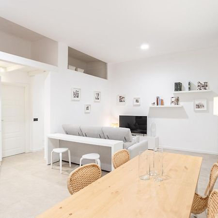Sant Ambroeus Garden Apartment Милан Экстерьер фото